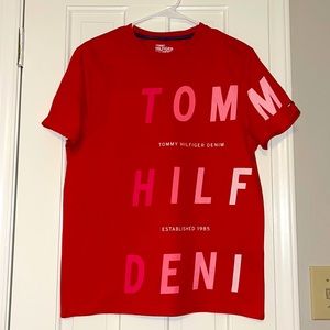 Tommy Hilfiger tshirt